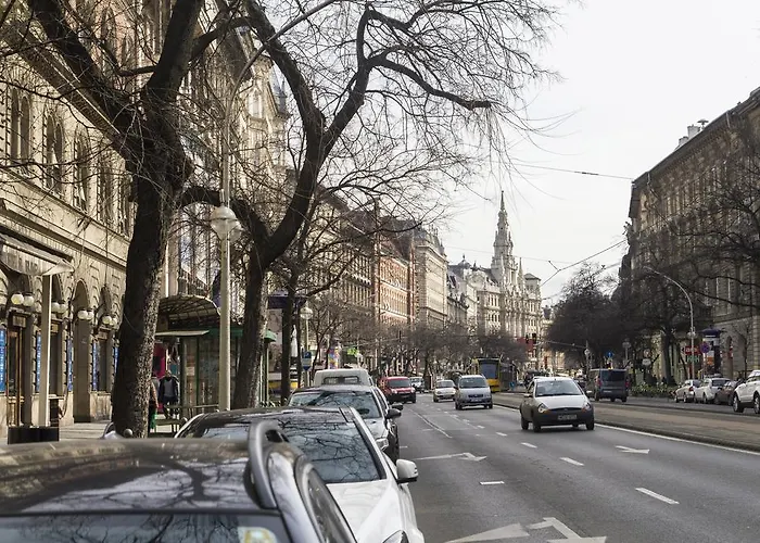 Authentic Grand Boulevard